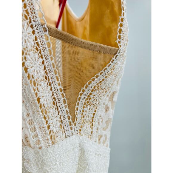 LULU'S XS Forever and Always White Lace Maxi Bridal Party Formal Dress NEW B24 - Picture 5 of 10